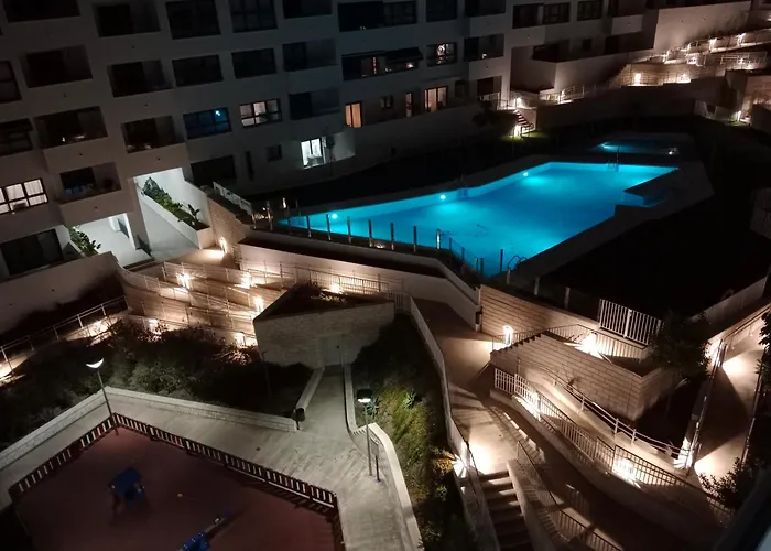 Terrace, Parking & Pool エステポナ