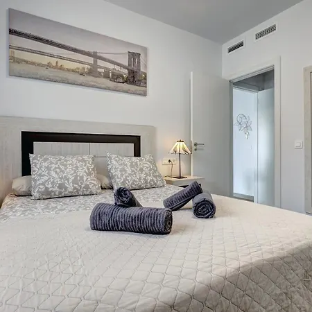 Appartement Terrace, Parking & Pool Estepona