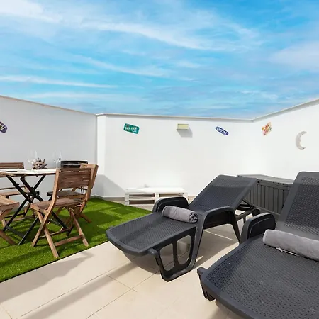 Terrace, Parking & Pool Эстепона