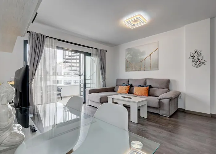 Terrace, Parking & Pool Apartment